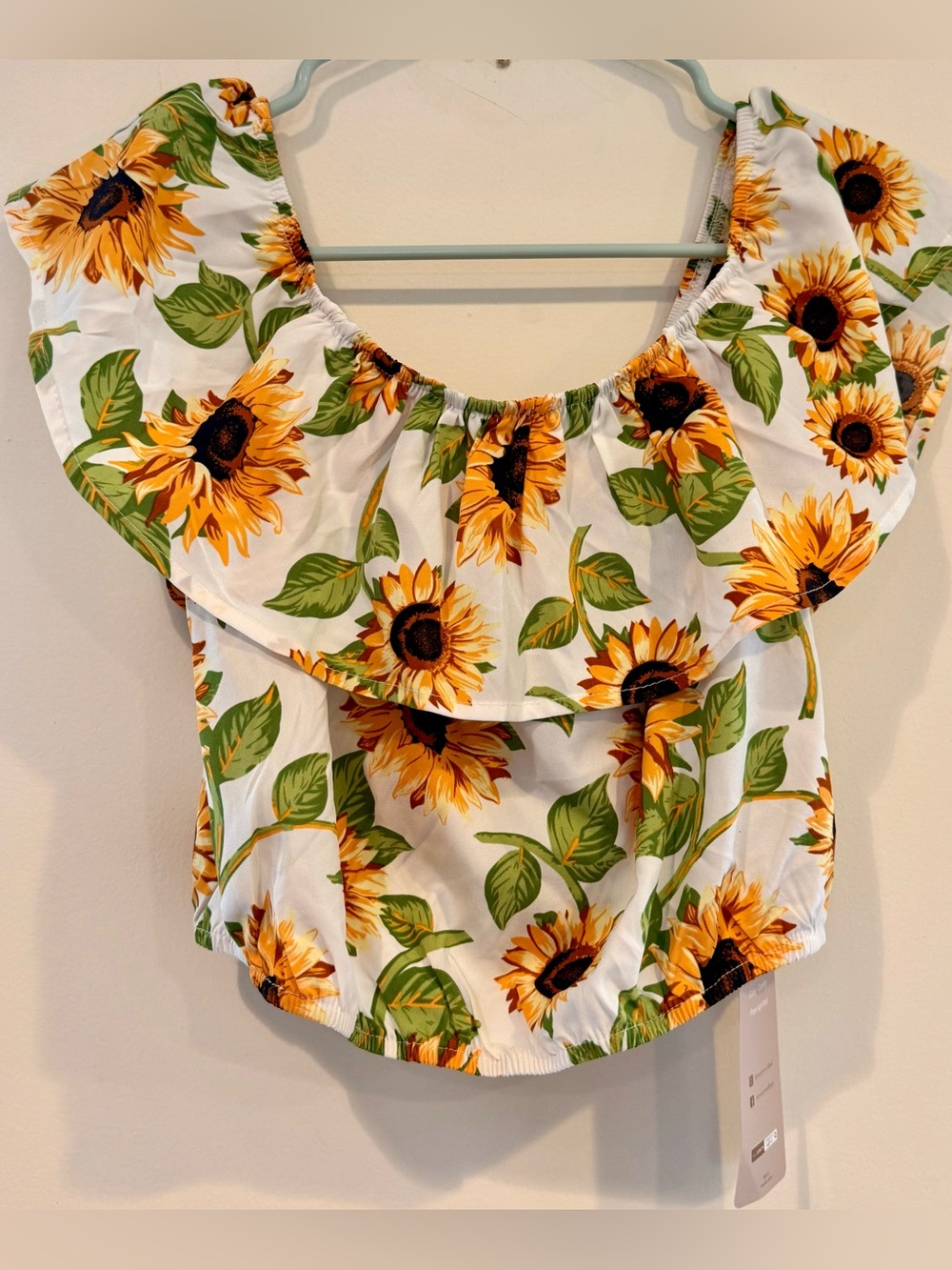 🌻NWT - Sunflower Off-Shoulder Crop Top - S